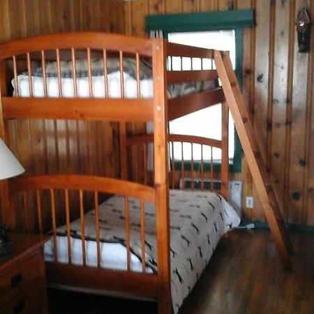 River Bend Motel Llc Spray Luaran gambar