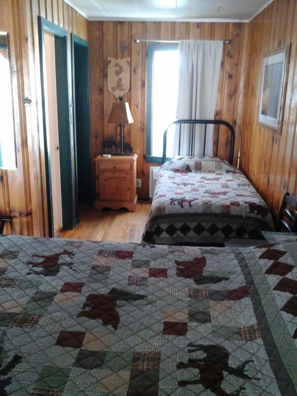 River Bend Motel Llc Spray Luaran gambar